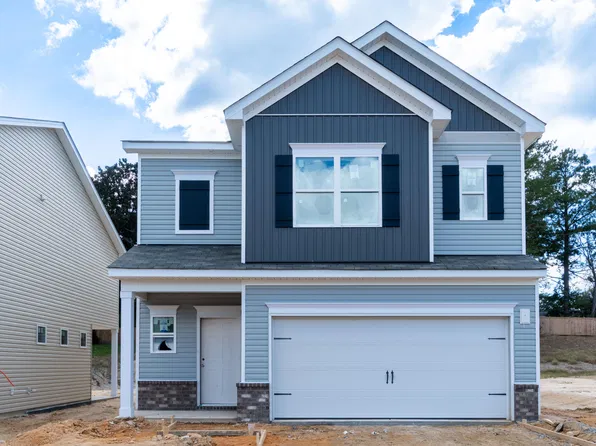 561 Trove Ln, Vass, NC 28394