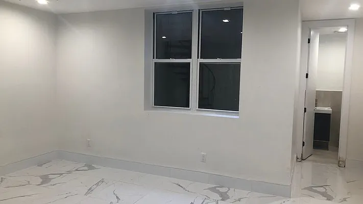 Rented by Nooklyn NYC LLC | media 40