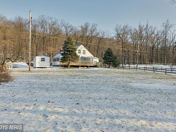 3rd image of 10128 Crystal Falls Dr
