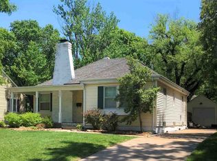 242 S Pinecrest Ave, Wichita, KS 67218