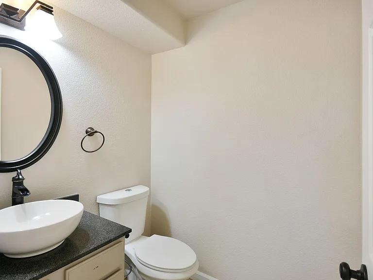 1194 Eagle Dr — Photo 27