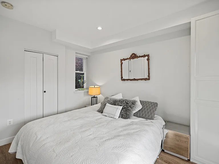22 Seaton Pl NW #A — Photo 11
