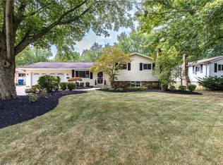 36415 Aurensen Rd, North Ridgeville, OH 44039