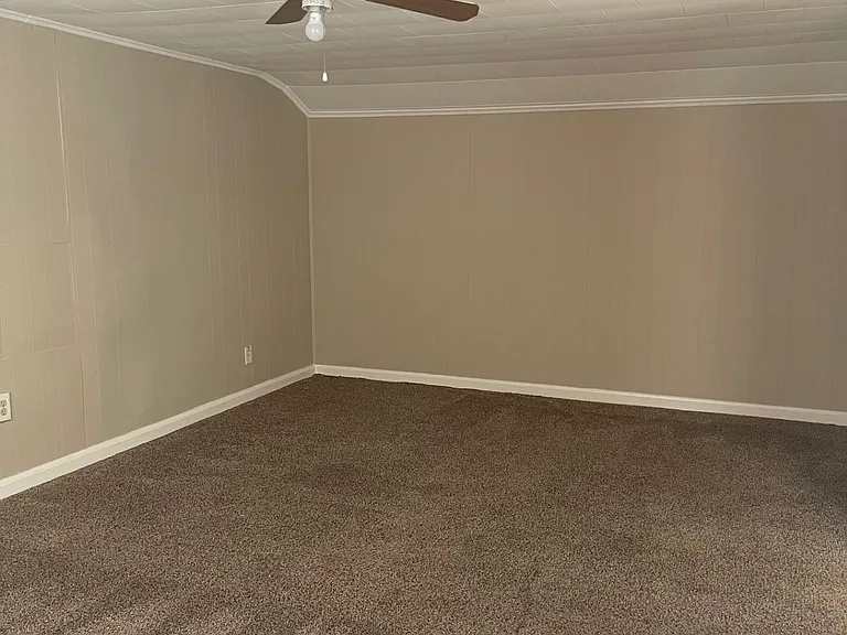 1622 Flora Ave — Photo 7