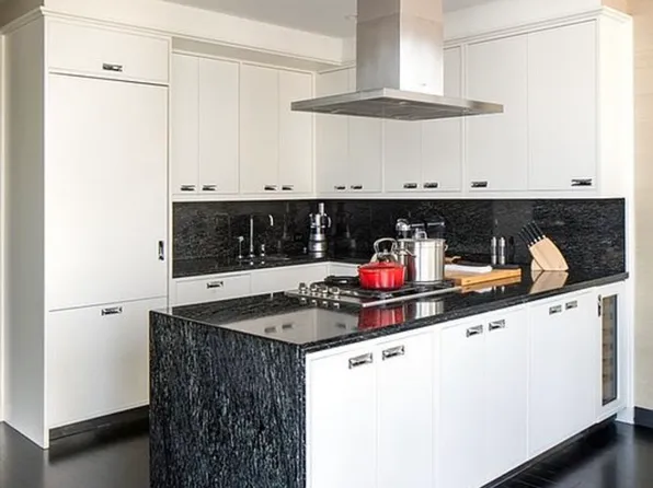 157 West 57th Street 32A image 3 of 10