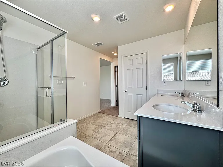 4258 Tarim St — Photo 42