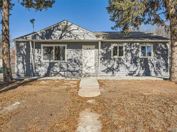10667 Lowry Place, Aurora, CO 80010