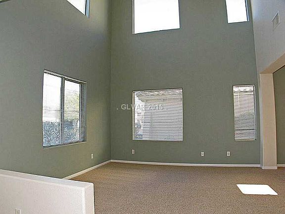 5th image of 10614 Casa Bianca St