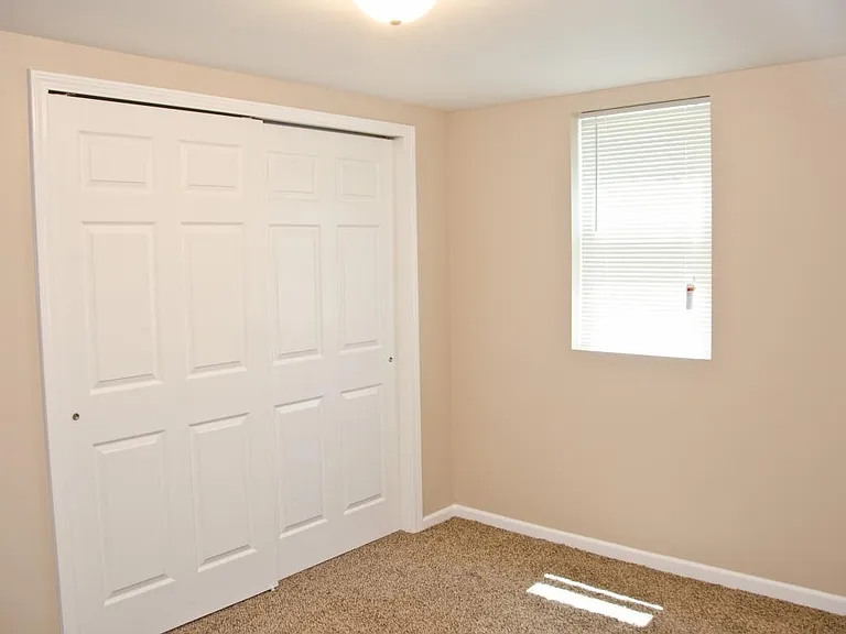 5631 Pine St — Photo 30