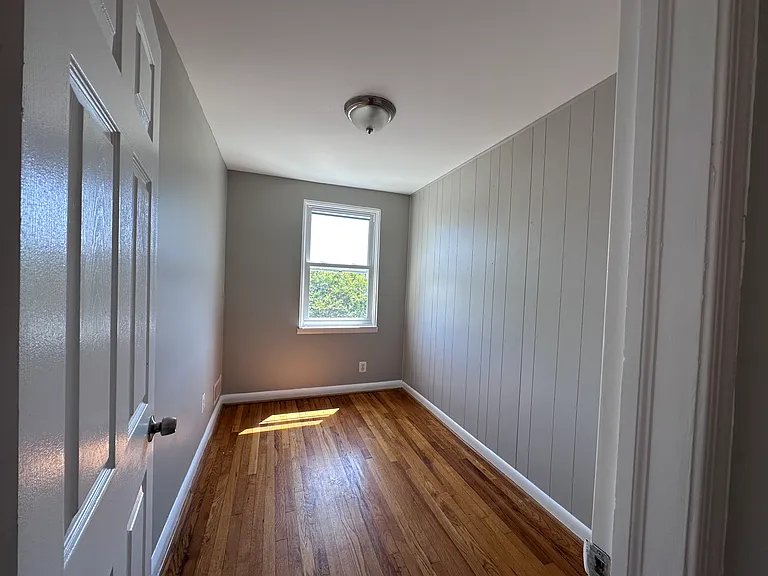 7444 Berkshire Rd — Photo 9