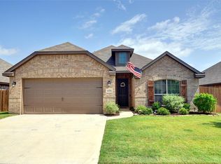 4216 Old Timber Ln, Crowley, TX 76036