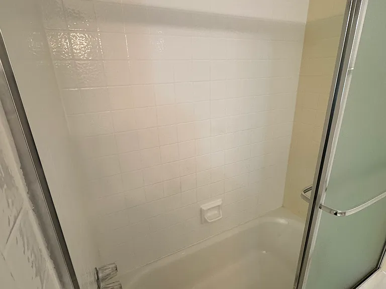Kula Kai Apartments — Photo 9