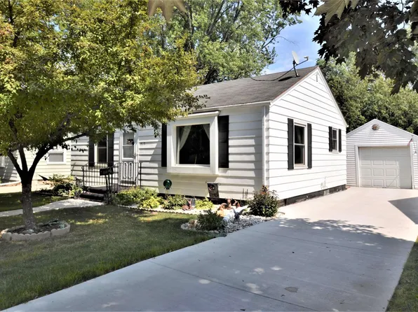 1715 12th Ave, Green Bay, WI 54304