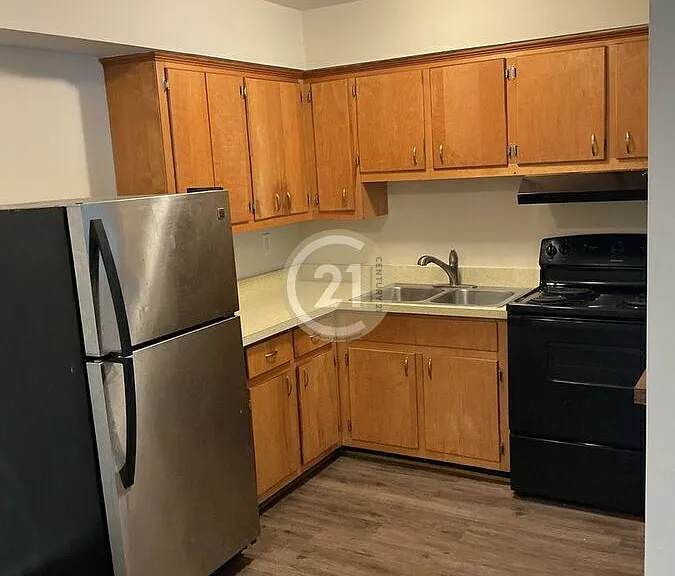618 W Olney Rd #4 — Photo 2