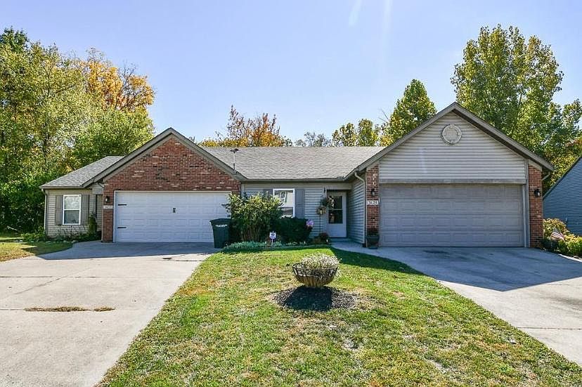 1st image of 3629 Thornhill Cir E