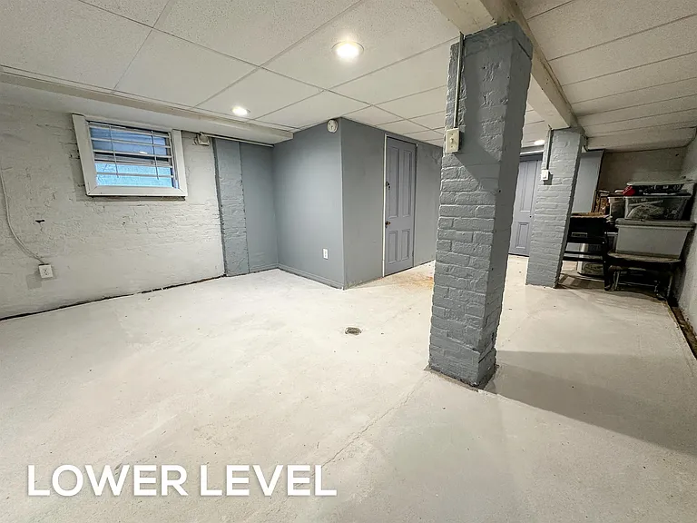18 Howard Pl #1 — Photo 18