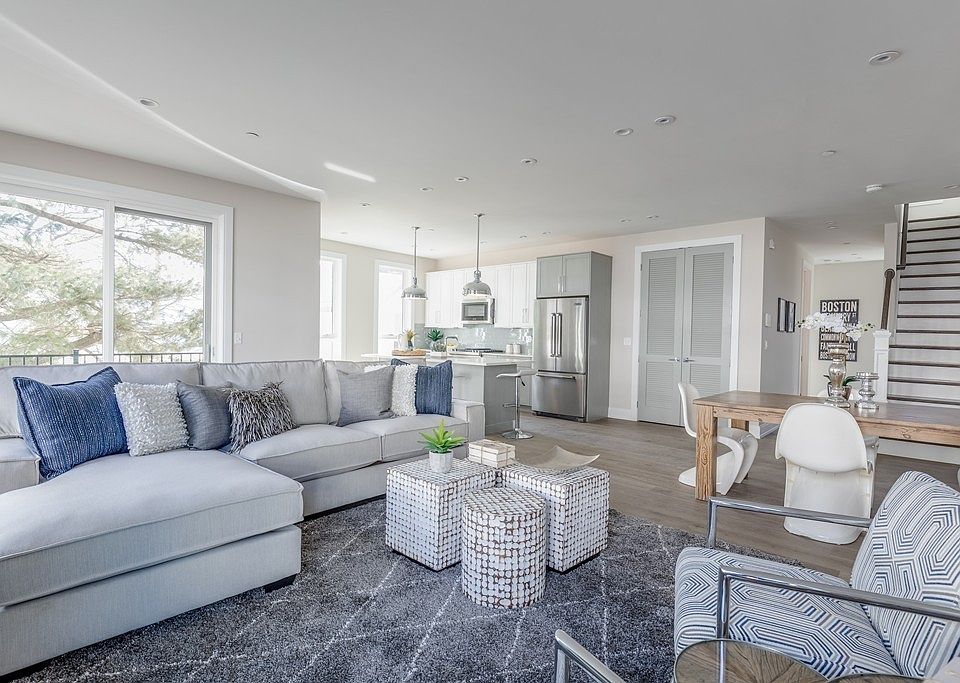 1st image of 7 Baker Ct Unit 3
