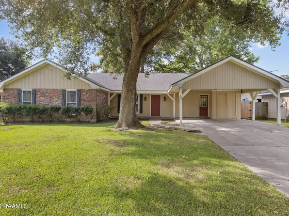 136 Bramber Dr, Lafayette, LA 70508