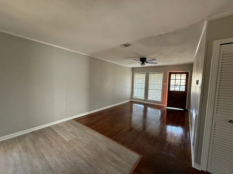 722 Sheridan Dr — Photo 7