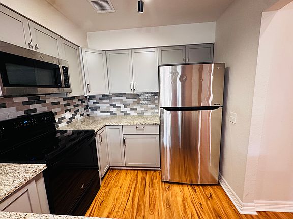 4th image of 6320 E 89th Pl