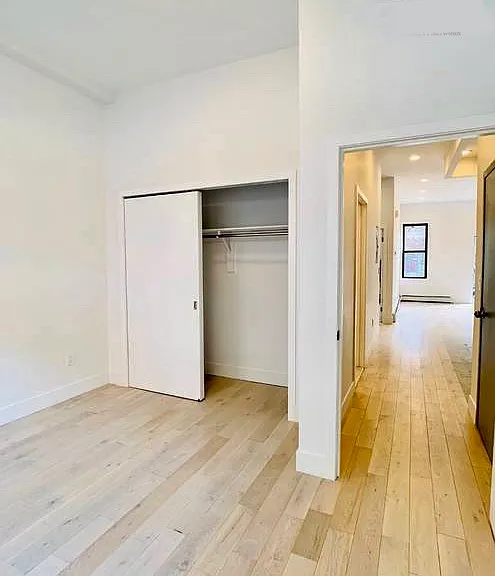 346 Stanhope St #2 — Photo 12