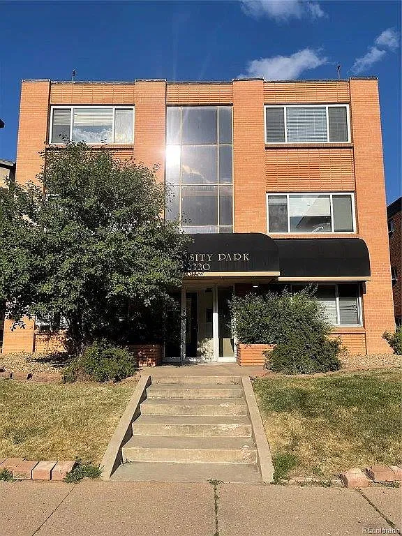2320 S University Blvd — Photo 1