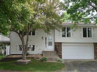 1729 W 140th St, Burnsville, MN 55337
