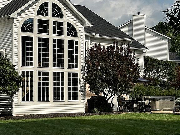 3rd image of 5455 Brook Run Ave NE