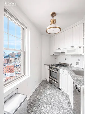 Rented by Sotheby's International Realty | media 11