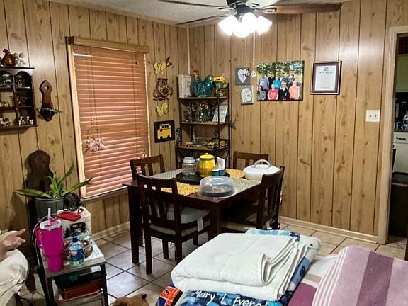 3rd image of 4886 Old Lake Park Rd