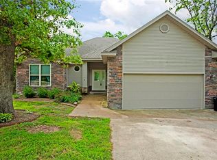 4 Laxton Ln, Bella Vista, AR 72714