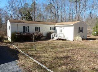9212 Colemans Lake Rd, Ford, VA 23850