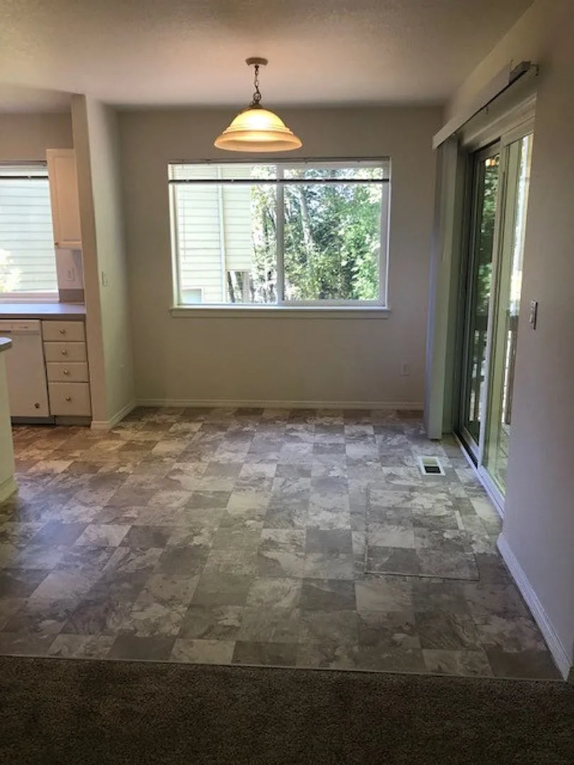 13050 SW Creekshire Drive ~ Excellent Progress Ridge Duplex — Photo 2