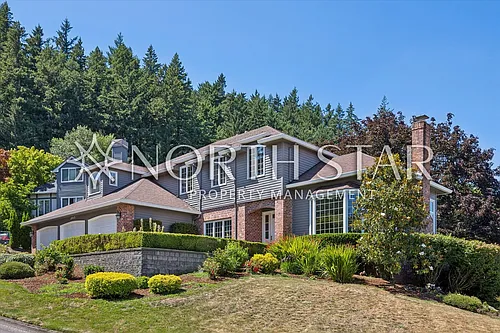 2055 Ridge Pointe Dr Photo 1
