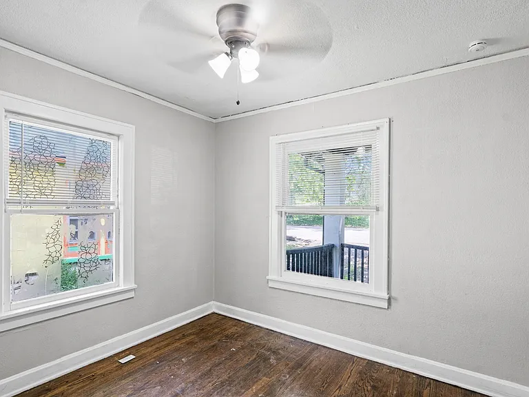 8102 Highland Ave — Photo 29