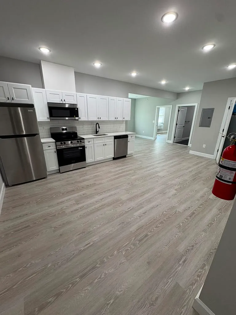 2 bed, $2,327 — Photo 2