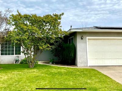 4688 N Angus St, Fresno, CA, 93726