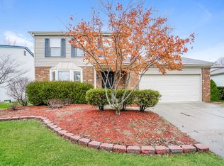 2672 Lynnmore Dr, Columbus, OH 43235