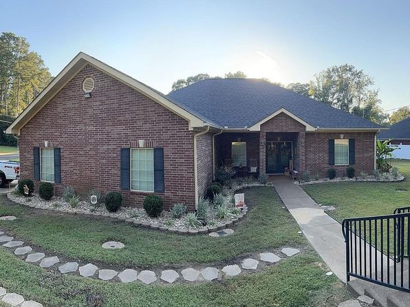 130 Lisa Ln