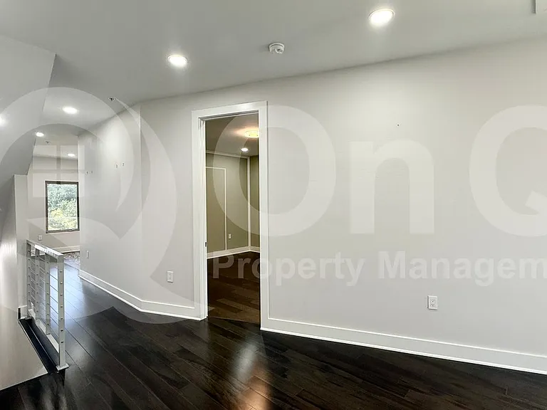 4707 Ruiz St — Photo 9