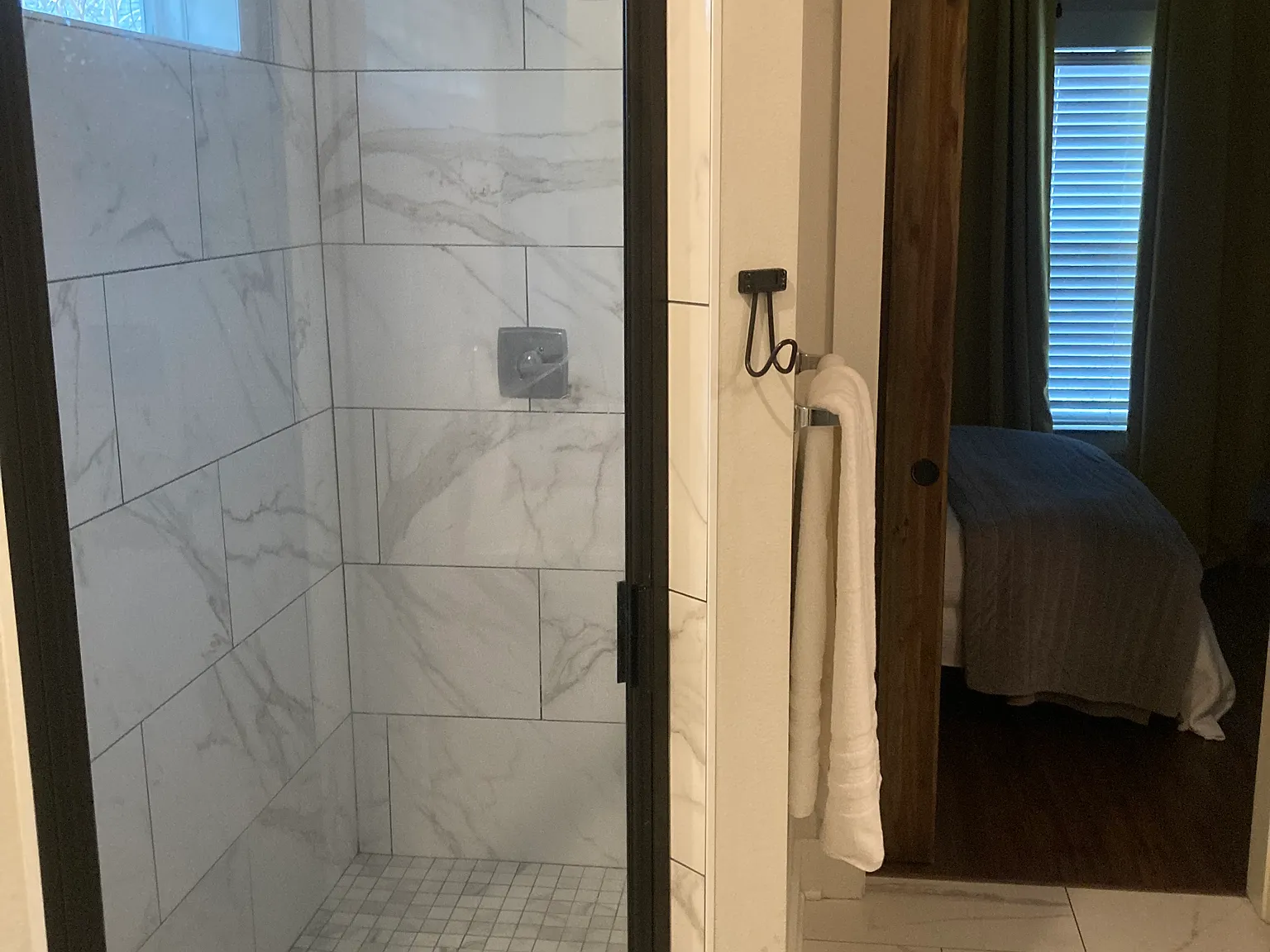 2 bed, 750 sqft, $2,100 — Photo 4