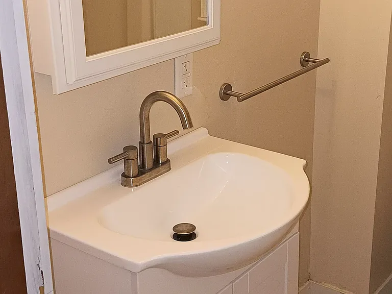 171 W College St #3 — Photo 6