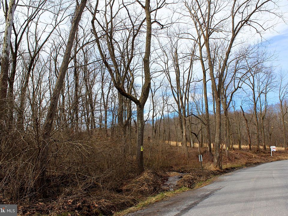 2nd image of 8000 Talbot Run Rd