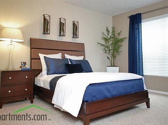 Master bedroom w/lots of natural light