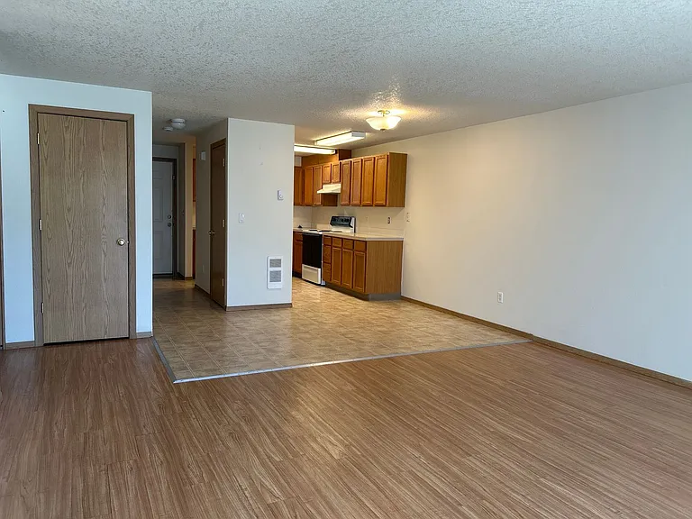 129 Villa Rd — Photo 4