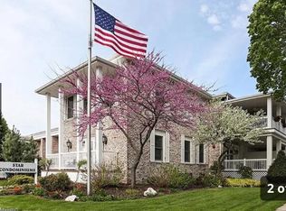 808 Main St #4, Saint Joseph, MI 49085