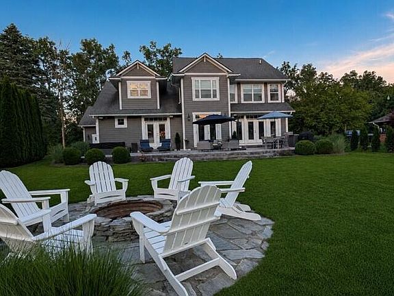 3rd image of 3502 Windwheel Point Dr