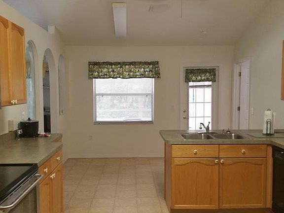 5th image of 30042 Apricot Ave
