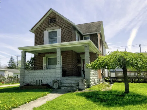 519 N 5th St, Fremont, OH 43420