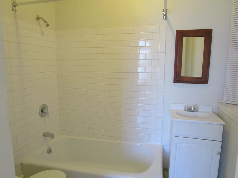 132 S Union St #5 — Photo 6